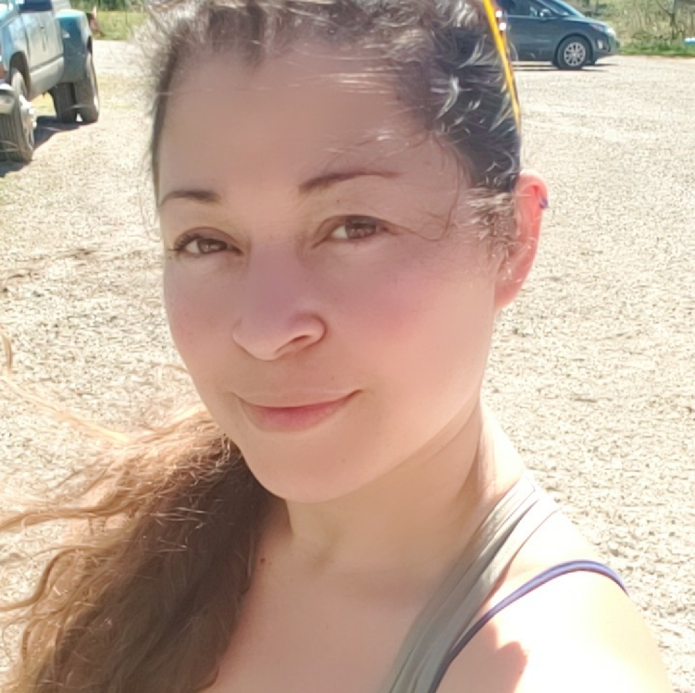 Meet your Posher, Inecita